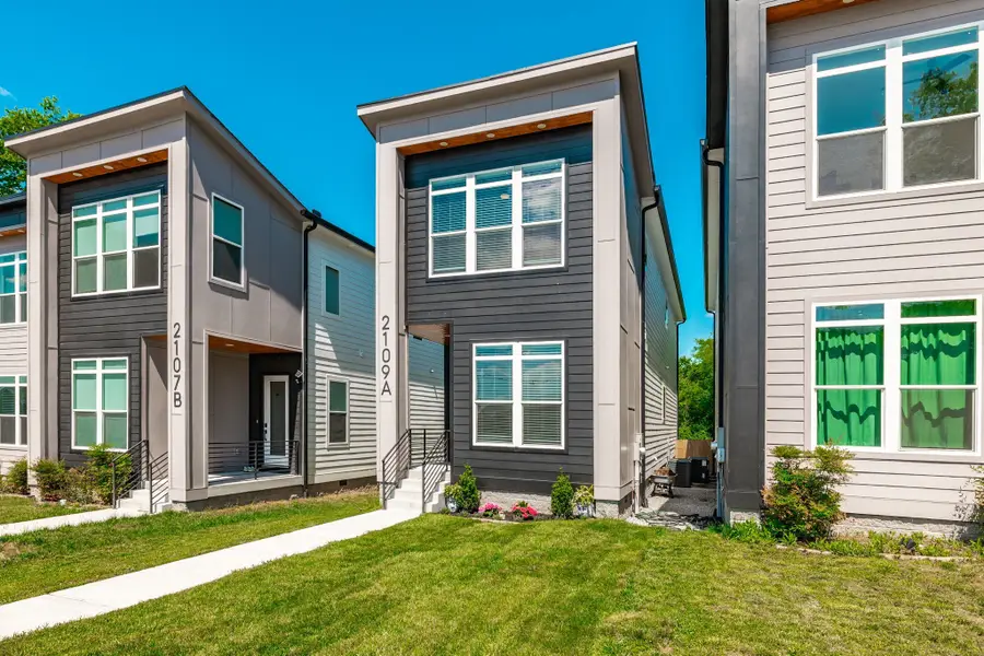 2109A Courtney Ave, Nashville, TN 37218 - #2