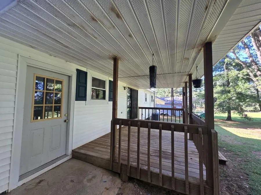 385 Clifty Village Ln, Paris, TN 38242 - #2