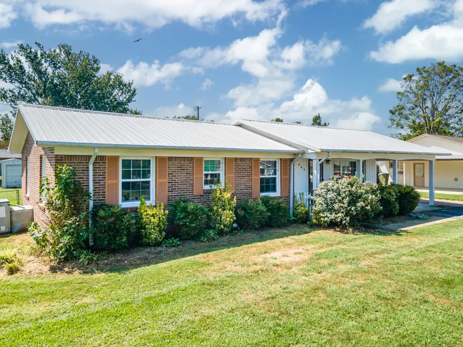 407 Kirk St, Lawrenceburg, TN 38464 - #2