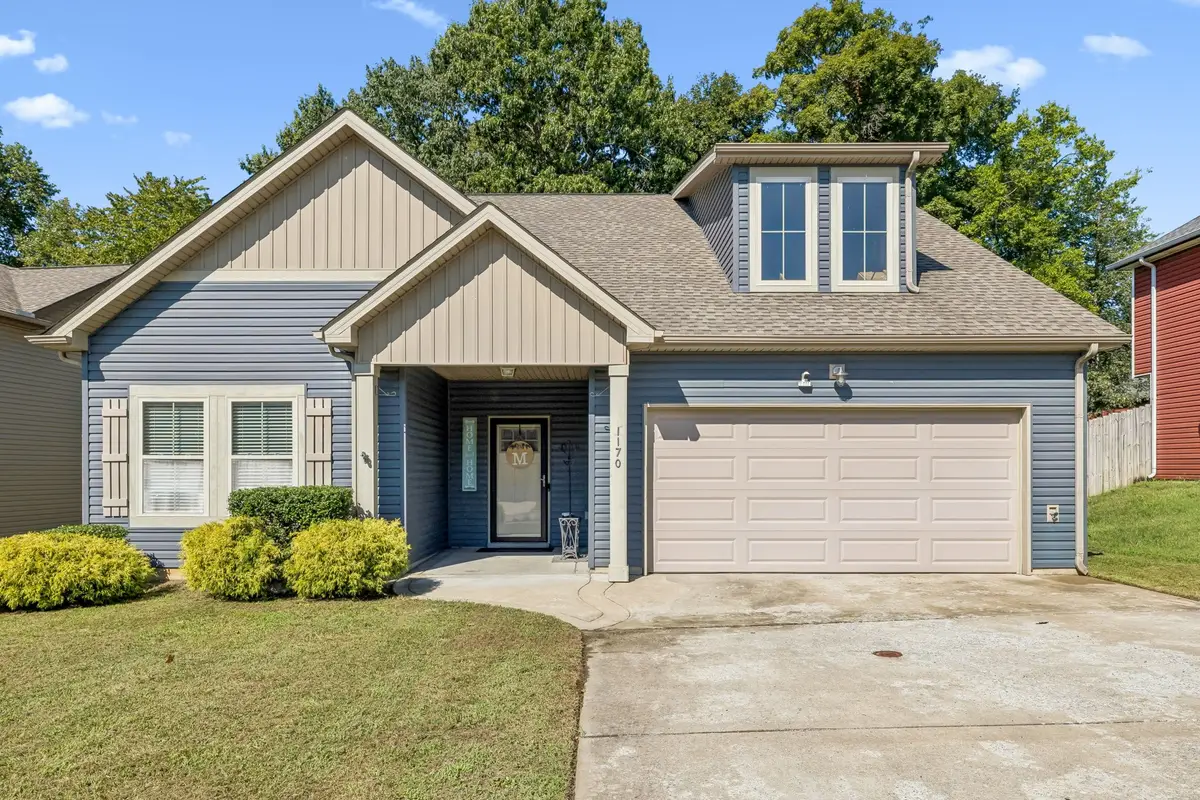 1170 Belvoir Ln, Clarksville, TN 37040 - #1