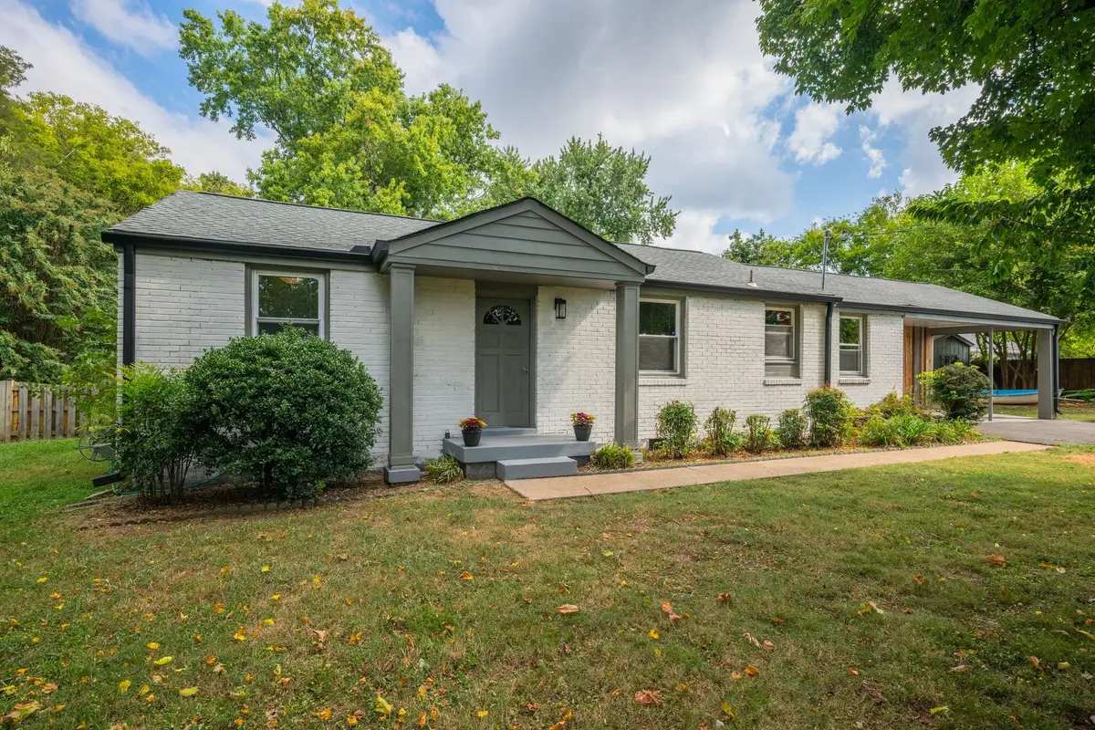 218 Imperial Dr, Nashville, TN 37210 - #1