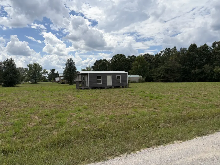 188 Pioneer Rd, Hohenwald, TN 38462 - #2