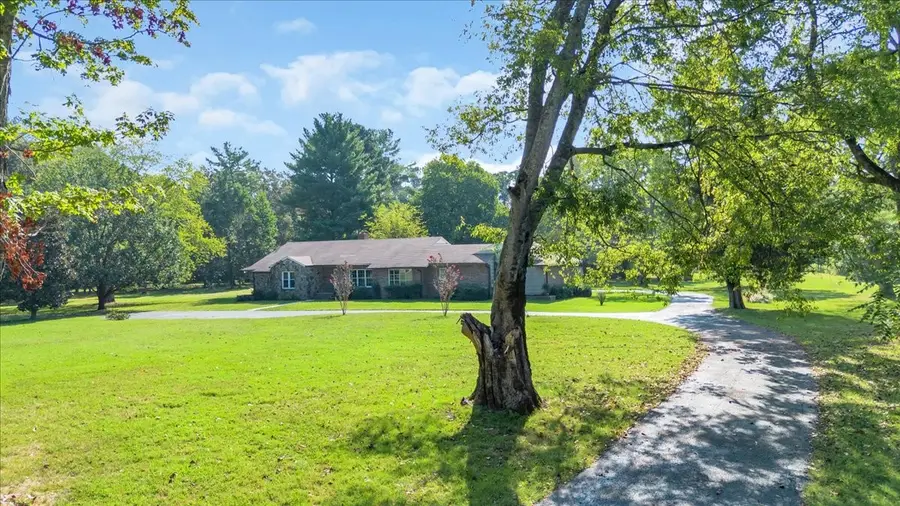 219 Cat Creek Rd, Manchester, TN 37355 - #3