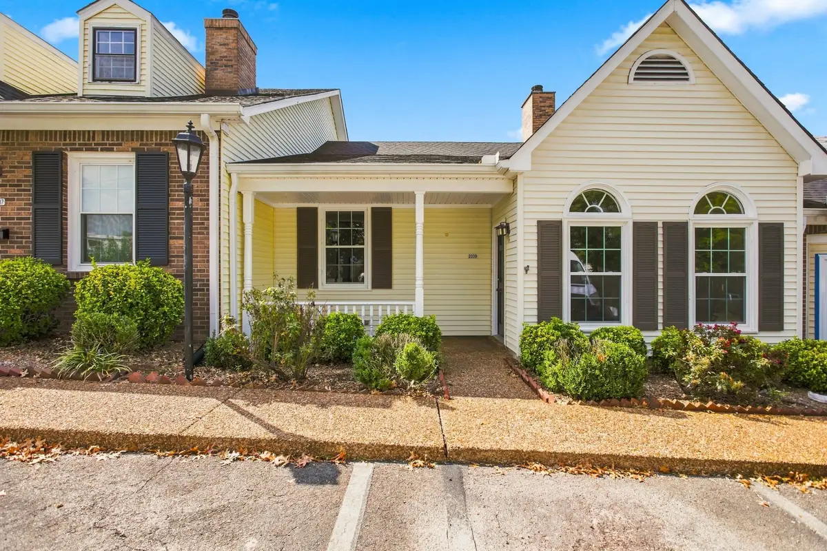 2039 Union Pl, Columbia, TN 38401 - #1