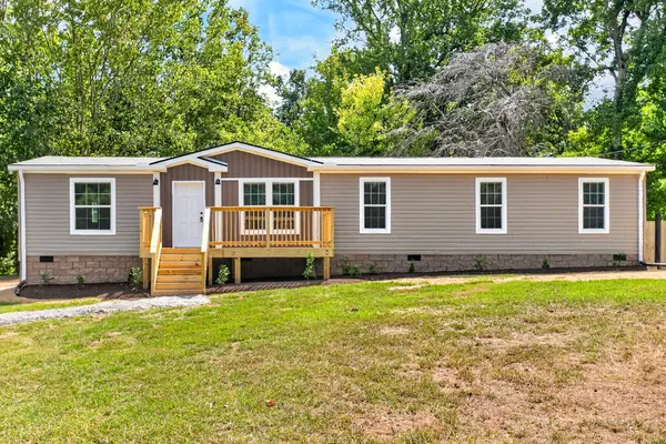 3479 Lake Rd, Woodlawn, TN 37191