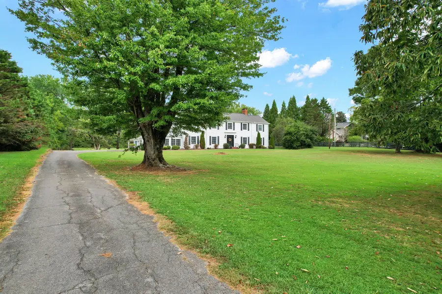 5629 N Lee Hwy Nw, Cleveland, TN 37312 - #3