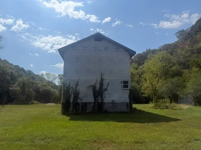 1006 Deerfoot Dr, Pegram, TN 37143 - #3