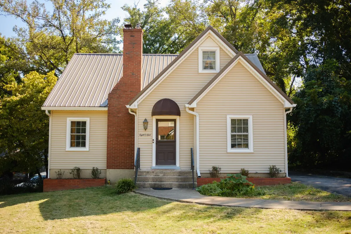 801 Elm St, Columbia, TN 38401 - #1