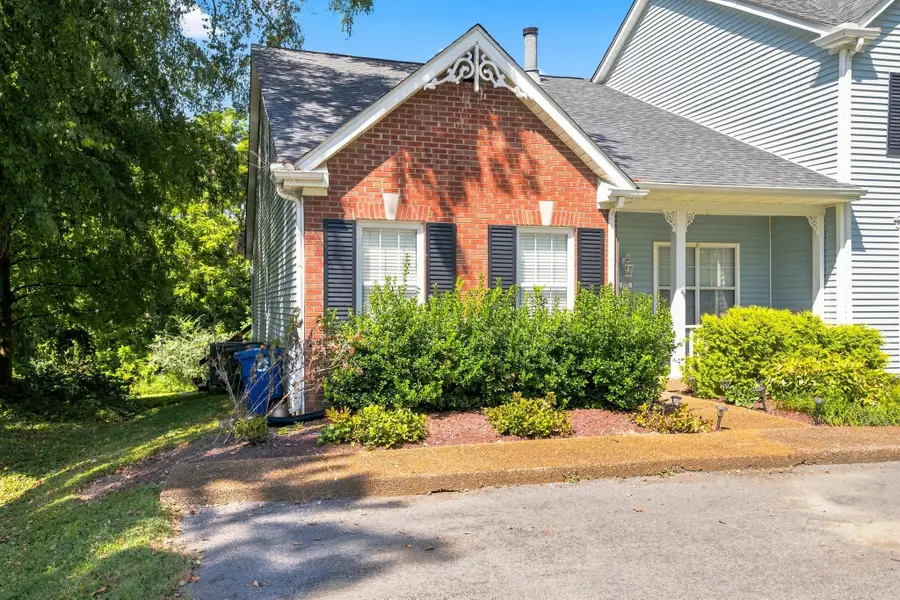 1227 Carriage Park Dr, Franklin, TN 37064 - #2