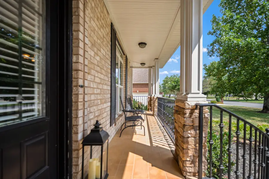 1938 Cliffview Ct, Murfreesboro, TN 37128 - #2