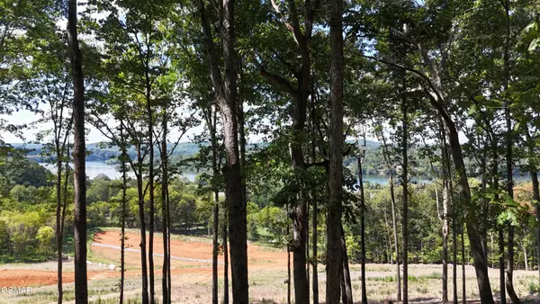 137 Eagles Crest Court, Loudon, TN 37774