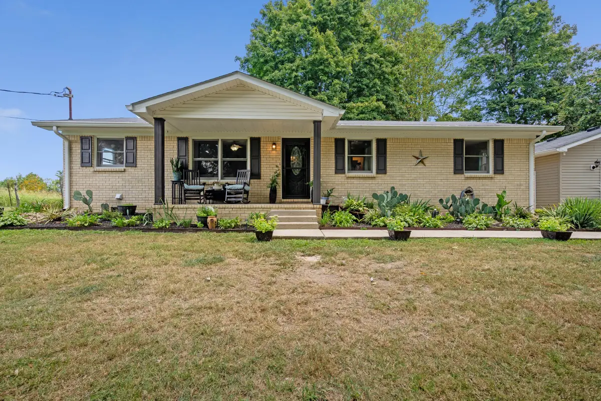 818 Dale Ridge Rd, Dowelltown, TN 37059 - #1