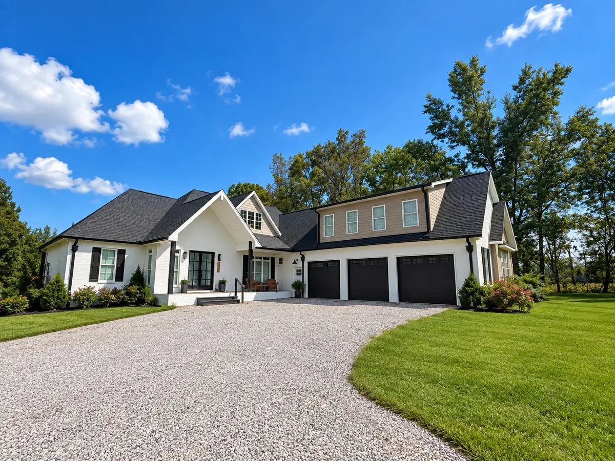 418 Creekmore Rd, Cottontown, TN 37048 - #1