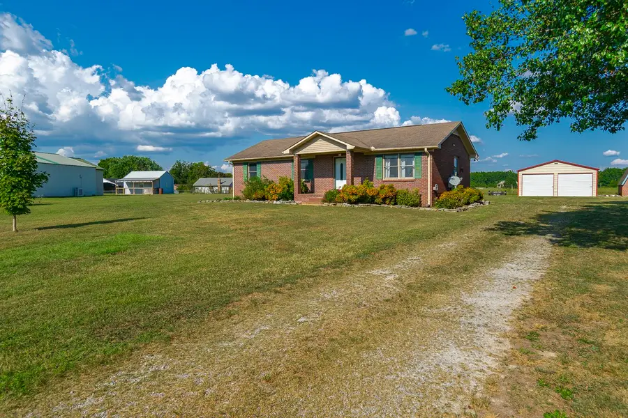 25 Mandy Ln, Fayetteville, TN 37334 - #3