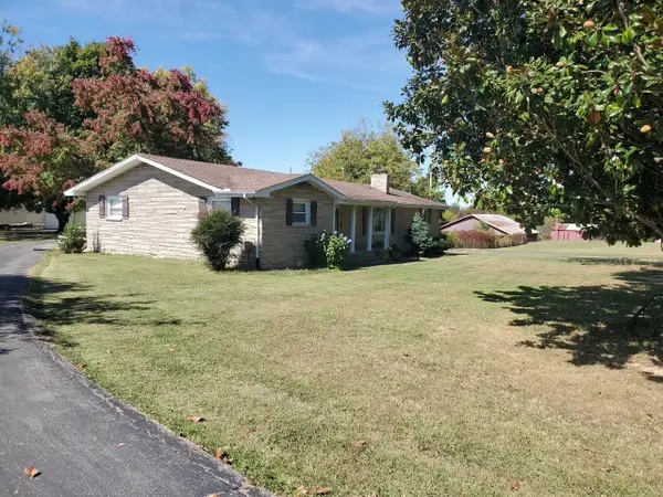 7559 Scottsville Rd, Lafayette, TN 37083