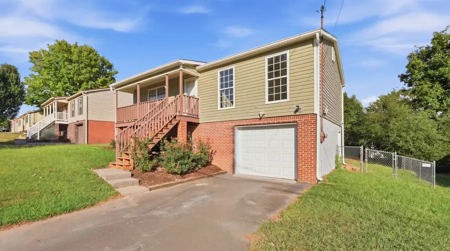 2221 Spring Meadow Ln Se, Cleveland, TN 37311 - #2