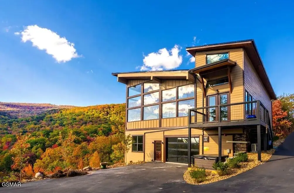 3343 Summit Trails Drive, Sevierville, TN 37862 - #1
