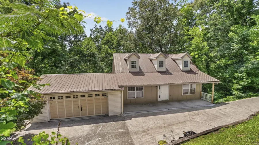 644 Monte Wood Circle, Pigeon Forge, TN 37863 - #2