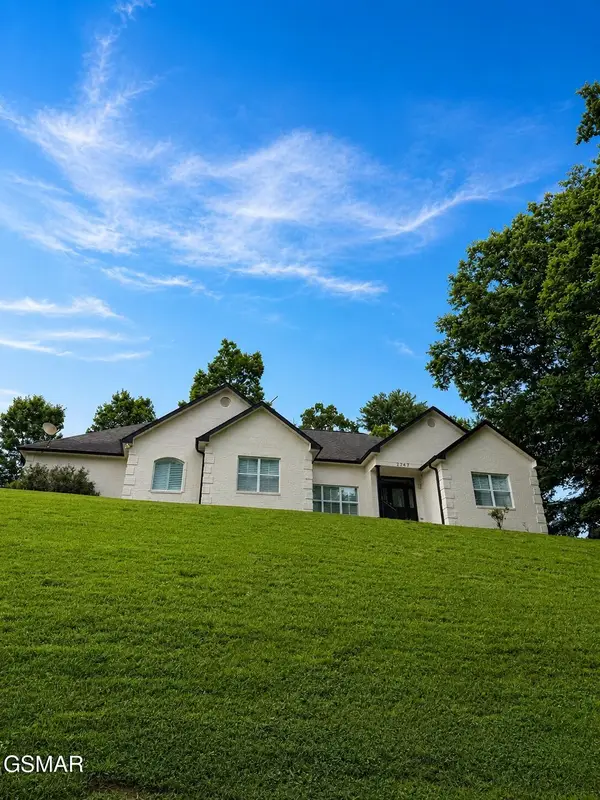 2247 Battle Hill Road, Pigeon Forge, TN 37863