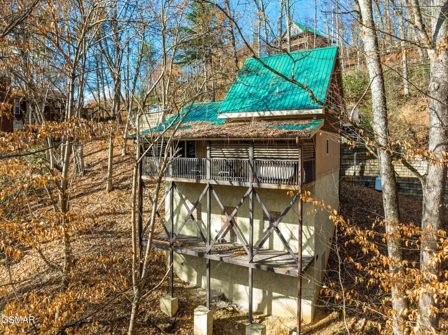 514 Laural Mountain Road, Gatlinburg, TN 37738 - #3