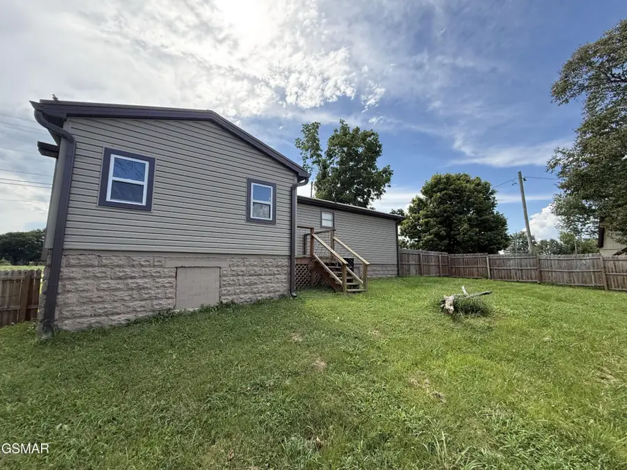 2894 Boyds Creek Highway, Sevierville, TN 37876 - #2