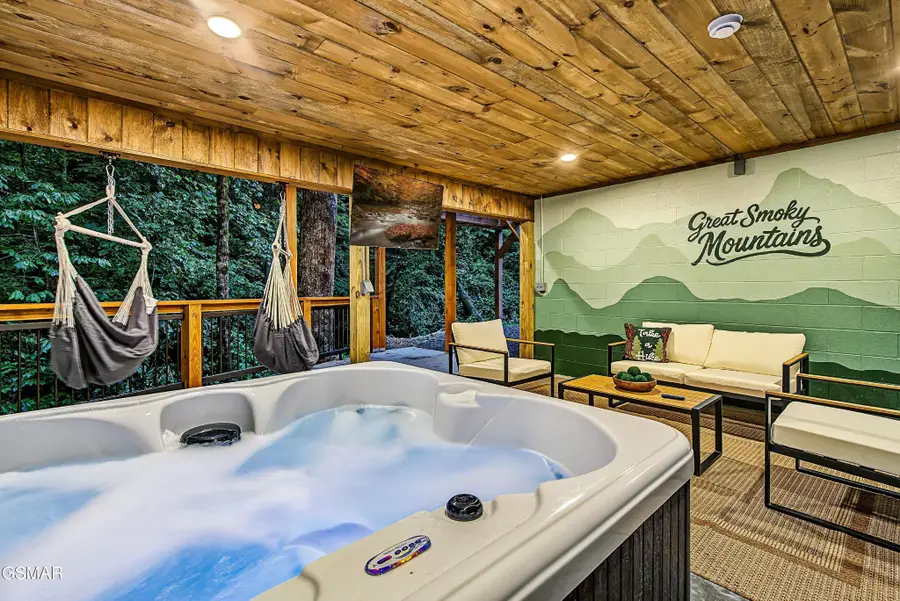 2665 Black Walnut Flats Road, Sevierville, TN 37862 - #3