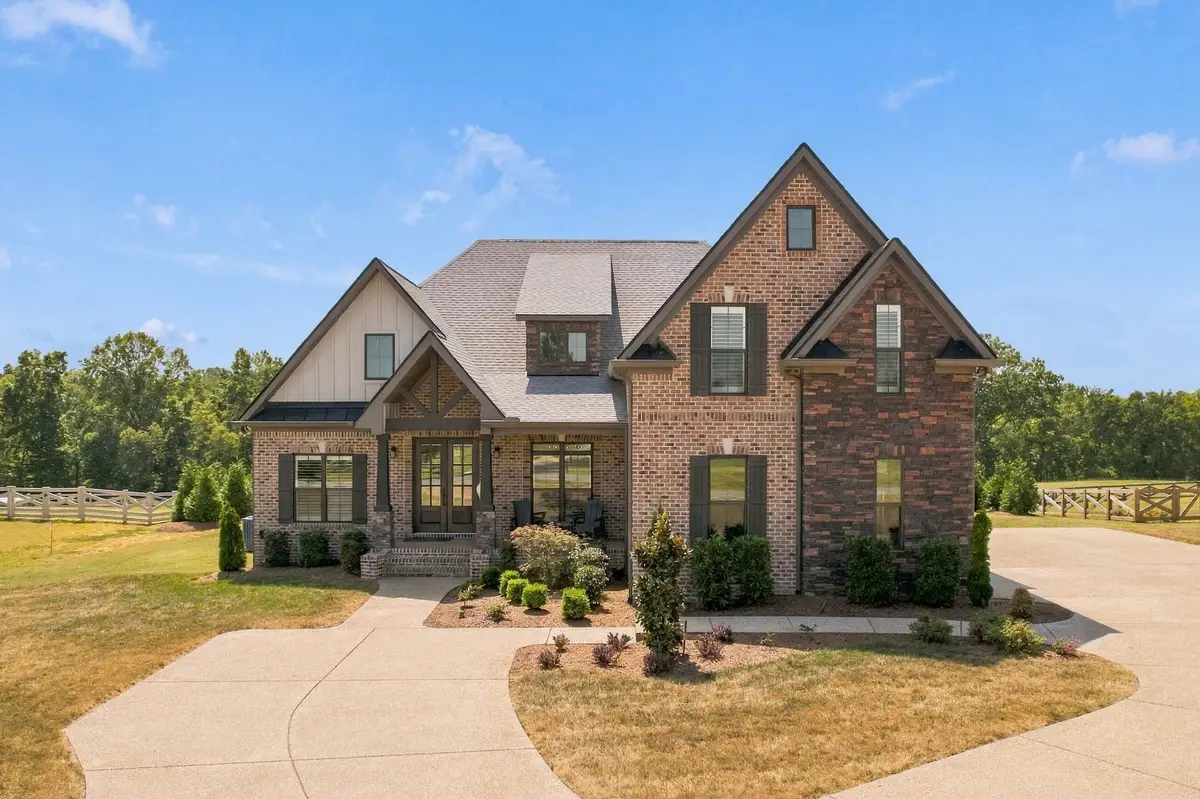 3303 Saundersville Ferry Rd, Mount Juliet, TN 37122 - #1