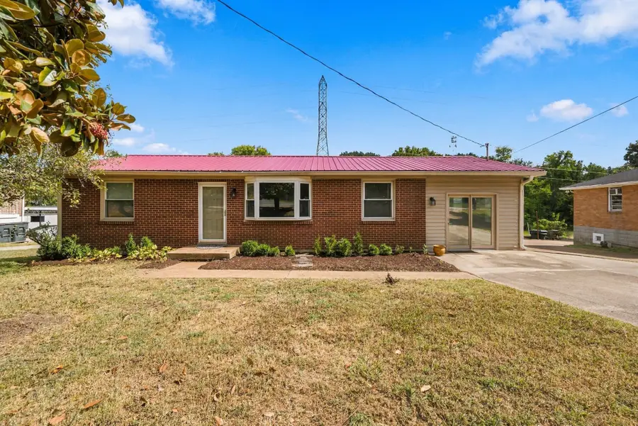2206 Courtney Ave, Nashville, TN 37218 - #2