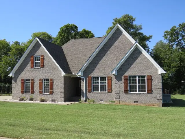 135 Stonecreek Dr, Pulaski, TN 38478 - #2