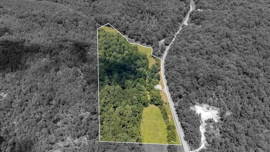 2399 Linden Hwy, Clifton, TN 38425 - #3