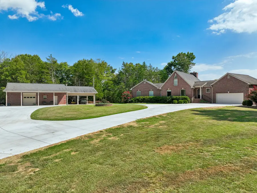 1139 S Wrights Ln, Gallatin, TN 37066 - #3