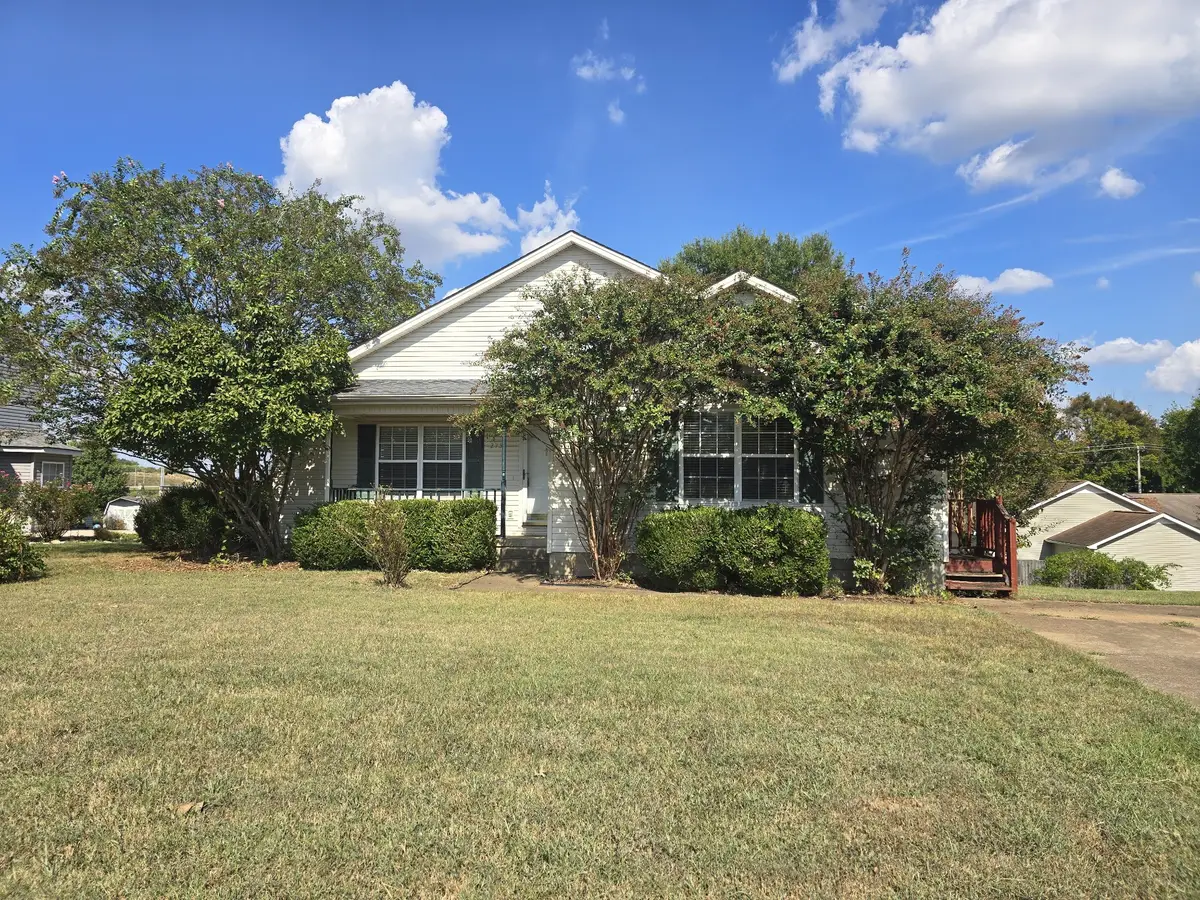 2754 Belle Meade Pl, Columbia, TN 38401 - #1
