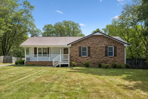 444 South Rd, Cottontown, TN 37048