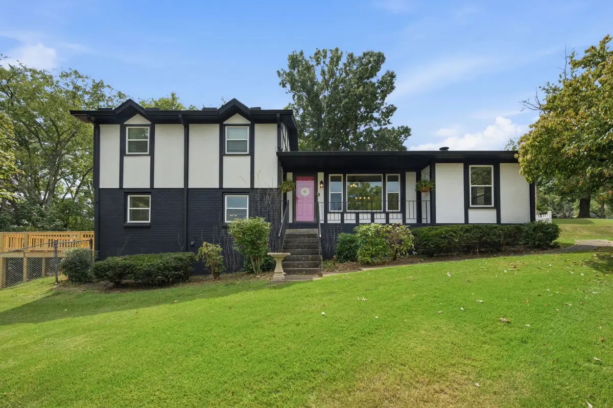 3337 Falls Creek Dr, Nashville, TN 37214 - #1