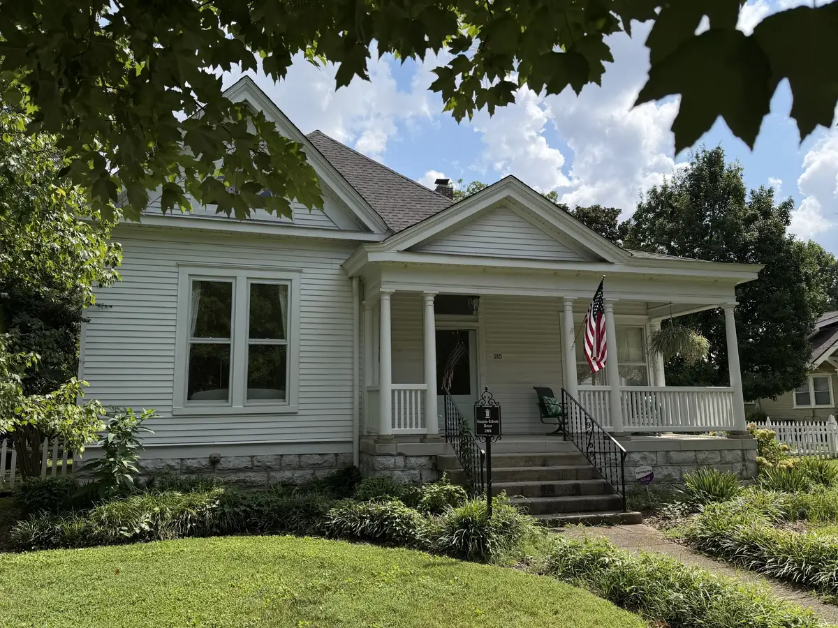 215 4th Ave S, Franklin, TN 37064 - #1