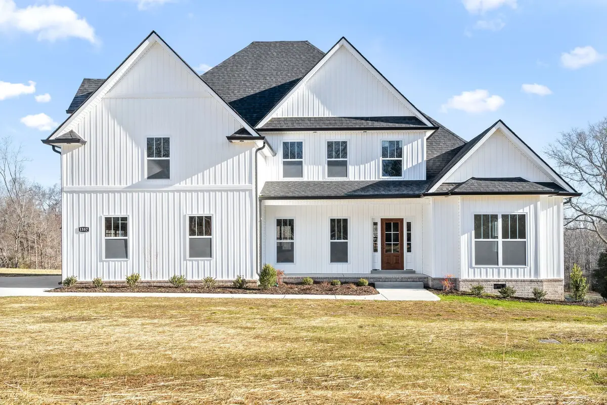 4987 Hunter Rd, Southside, TN 37171 - #1