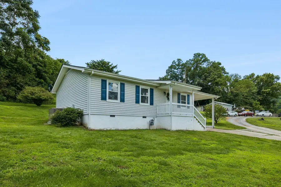 14 Morris Ln, Pleasant Shade, TN 37145 - #3