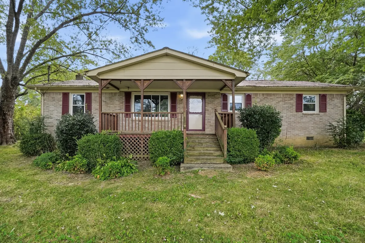 276 Circle Hill Dr, McMinnville, TN 37110 - #1