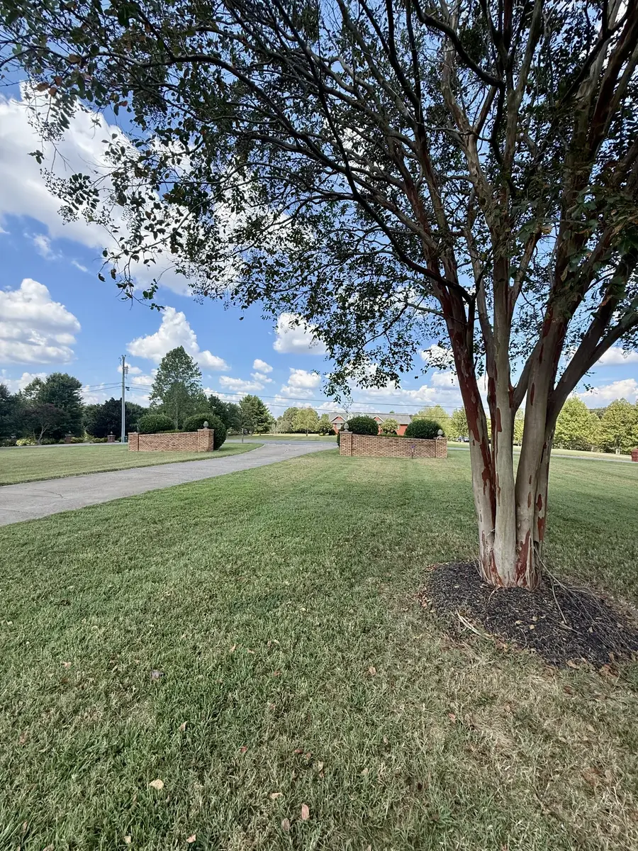 23 Cardinal Ct W, Lawrenceburg, TN 38464 - #3