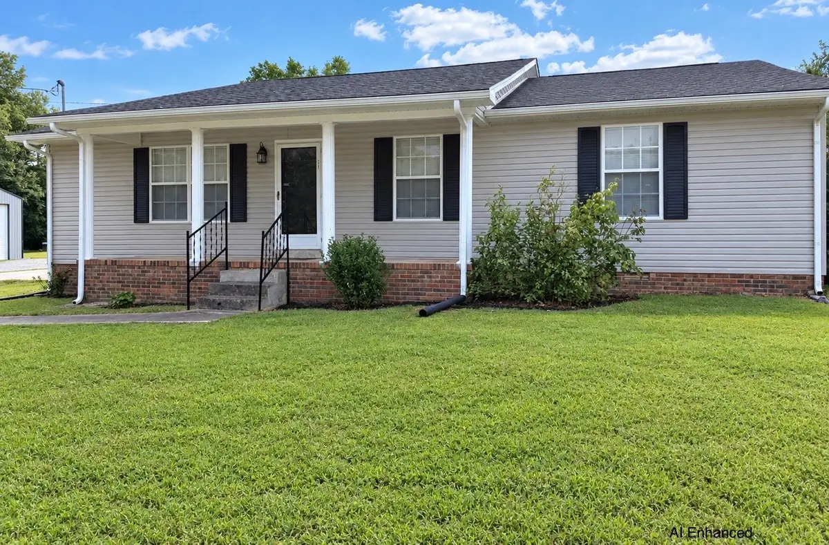 499 Belew Dr, Lawrenceburg, TN 38464 - #1