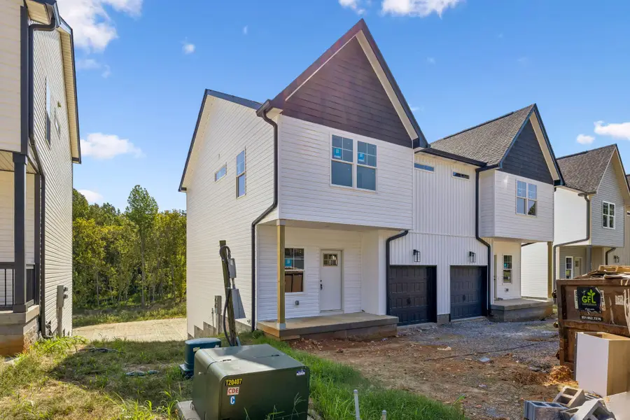 415 Cook Dr, Clarksville, TN 37042 - #2