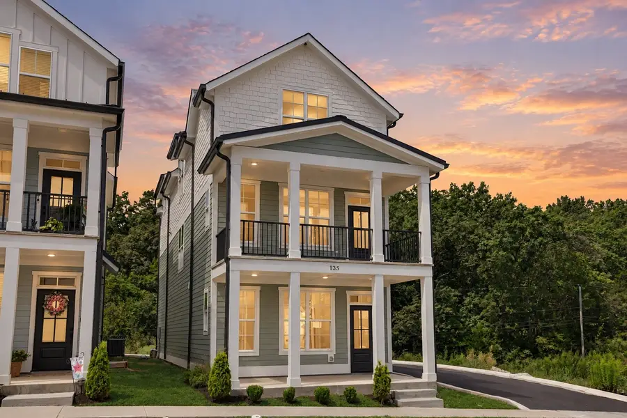 135 Stella Dr, Nashville, TN 37209 - #2