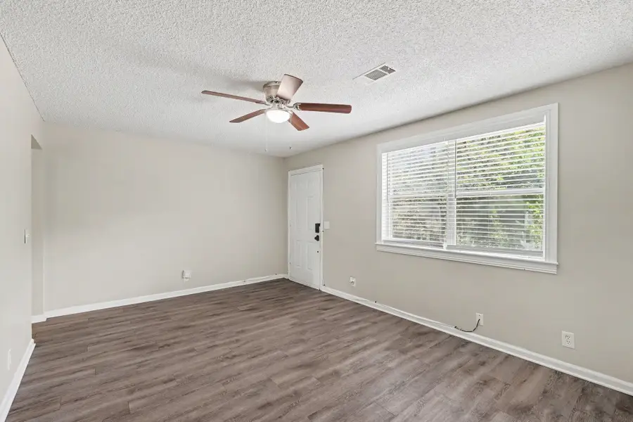 636 Frankfort Dr, Hermitage, TN 37076 - #3