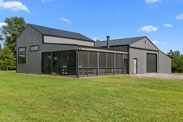 6065 Spencer Rd, Nunnelly, TN 37137