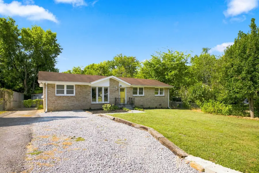 217 Oak Dr, Franklin, TN 37064 - #3