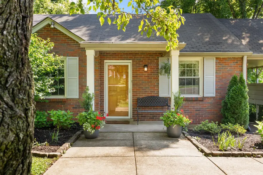 2219 Berrywood Rd, Nashville, TN 37216 - #2