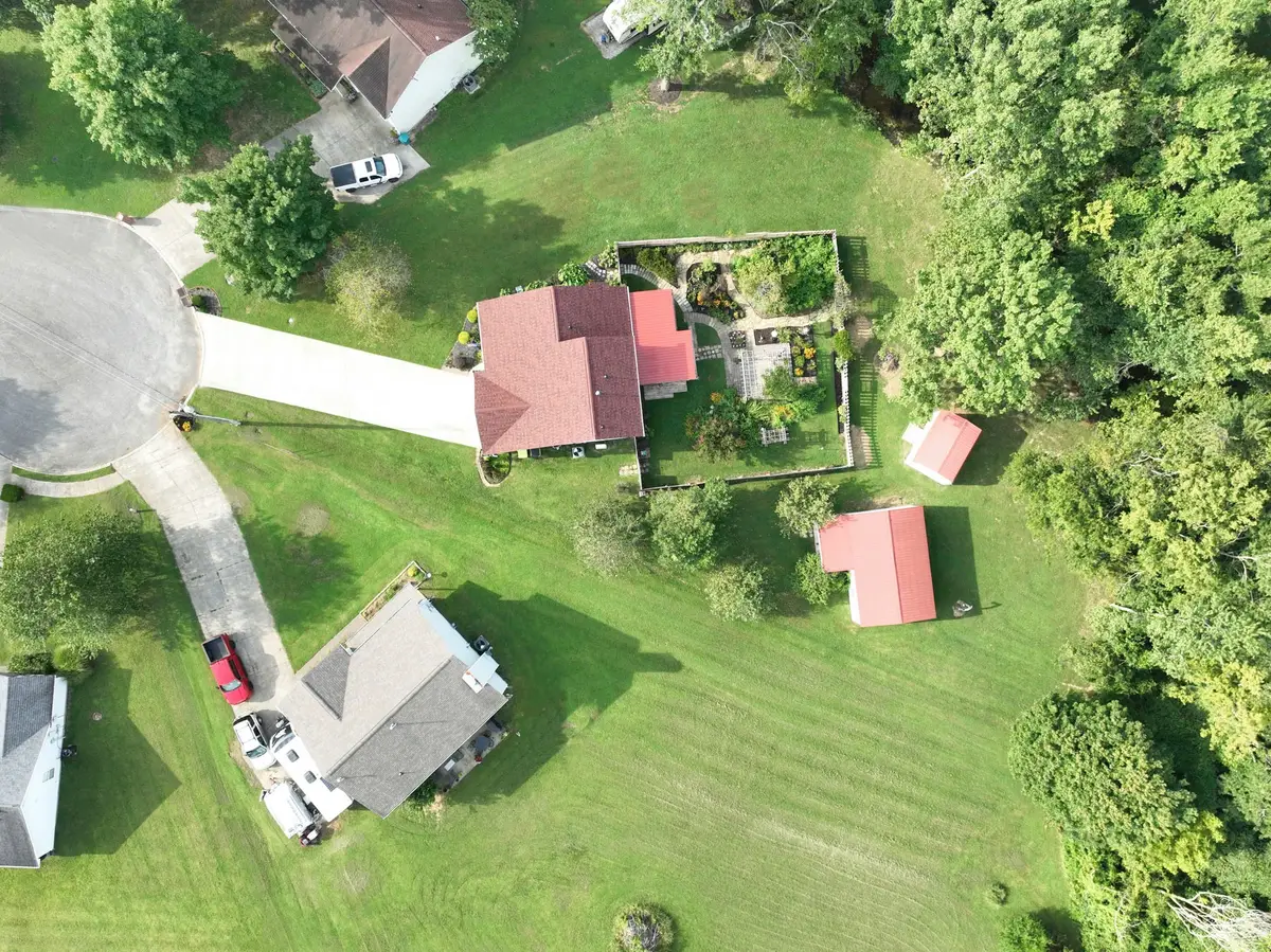 127 Pleasant Ln, White House, TN 37188 - #1