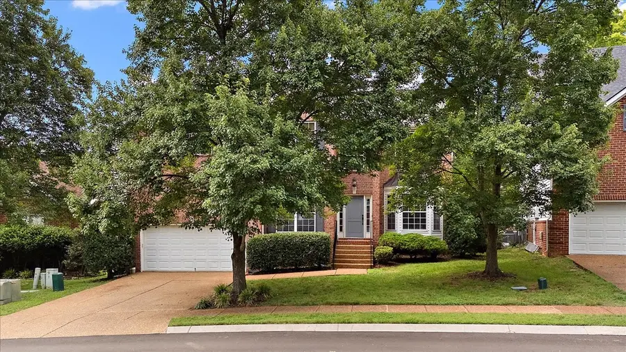 3116 Traviston Dr, Franklin, TN 37064 - #2