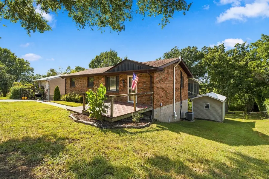 6523 Cougar Dr, Nashville, TN 37209 - #3