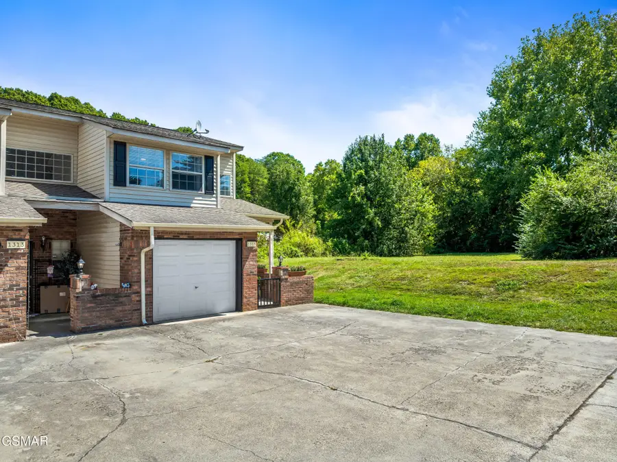 1315 Mountain Meadows Way #8, Sevierville, TN 37862 - #2